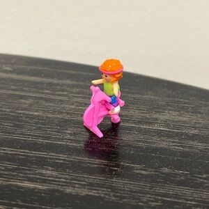 1995 VINTAGE POLLY POCKET "POP-UP CLUBHOUSE" - Pink EXERCISE BIKE & Doll